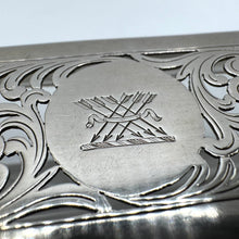 Load image into Gallery viewer, George IV Silver and Cut Glass Vanity Box Toilet Jar by George John Richards - London 1827