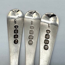 Load image into Gallery viewer, Twelve George IV Silver Teaspoons by William Theobalds - London 1828
